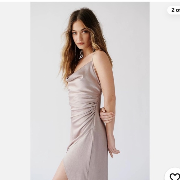 ✨ Free People Champagne Satin Slip Dress – Romantic Elegance ✨ - Picture 2 of 7